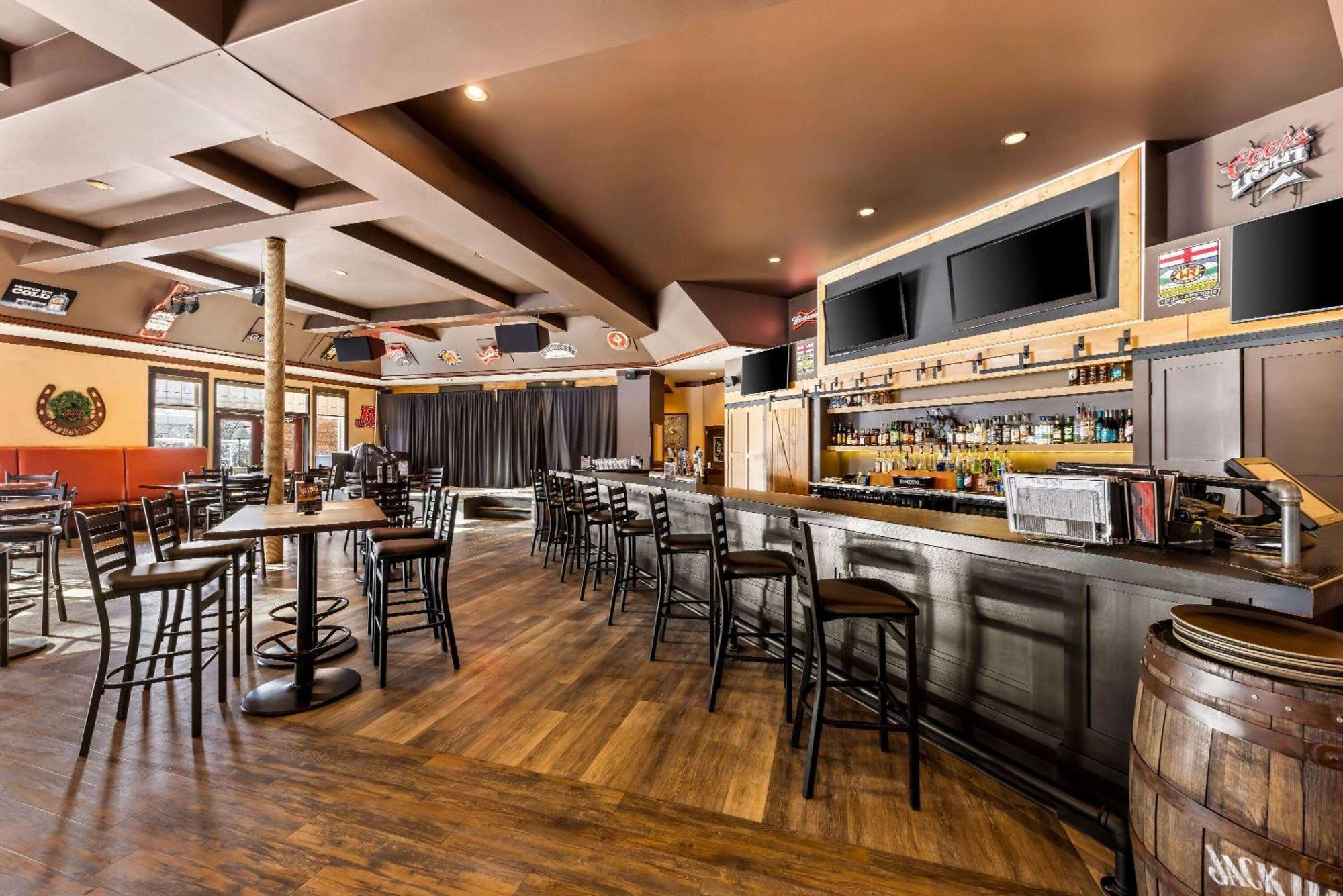 מלון Wingate By Wyndham Calgary South מראה חיצוני תמונה